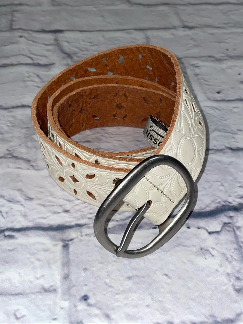 Fossil Cutout Leather Belt Size Medium Cream Colored Boho Western